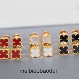 Vancclfe Designer Luxury Jewelry Earring V Gold High Edition Fanjia Clover Mini Earrings Medium Red Agate Black Shell White Fritillaria Female