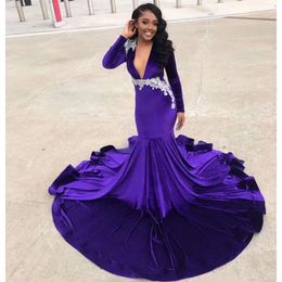 Prom Purple Dresses Mermaid Veet Deep V Neck Appliced ​​Pärlade långa ärmar Aftonklänningar plus Sweep Train Formal Party Dress