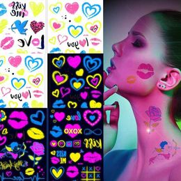 Tattoo Transfer Love Fluorescent Tattoo Sticker Environmentally Friendly Material Temporary Skin Art Tattoo Luminous Arm Body Night Party Decals 240427