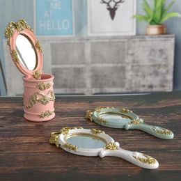 Sevimli Yaratıcı Vintage El Aynaları Makyaj Vanity Aynası El Taşınağı Kozmetik Ayna Hediyeler İçin Sap