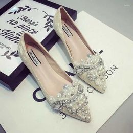 Casual Shoes Plus Size Beading Flats Heels Designer Women Slip-on Luxury Pearls Pointy Loafers Sweet Lace Espadrilles Feminina Creepers