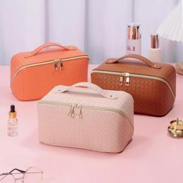 Cosmetic Bags PU Leather Checkered Embossed Large Capacity Multifunctional Bag Cosmetiquera Para Maquillaje