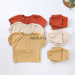 Pyjamas ldren Clothing Sets 0-4T Summer Kids Solid Pyjamas Suit Boys Girls Short Sleeve Tops Trousers Linen Cotton 2pcs Set H240429