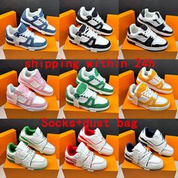 News Designer Shoes Flat Sneakers Trainer Embossed Casual Shoes Denim Canvas leather White Green Red Blue Letter Fashion Platform Mens Womens Low Trainers 1005