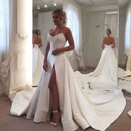 Slit Dress Line Side A Satin Simple Ivory Strapless Long Train Bridal Dresses Sexy Backless Sleeveless Garden Beach Wedding Gowns Custom Made es