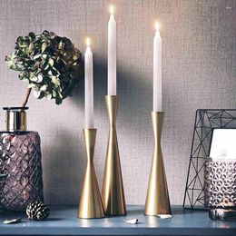 Candle Holders European Metal Decorative Holder Simple Golden Candlestick Wedding Decoration Home Decor