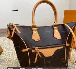 Bir Luxurys Designers Bag Alışveriş Omuz Çantası Yüksek Kaliteli Moda Çantaları Cüzdanlar Bayanlar Debriyaj Klasik Retro Çantalar Çanta Bayanlar