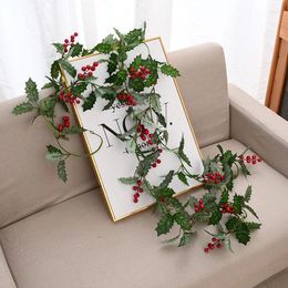 Decorative Flowers 2M Christmas Simulation Rattan Leaves Decor Artificial Red Berries Holly Leaf Vine Fake Ivy Garland Plants Xmas Party