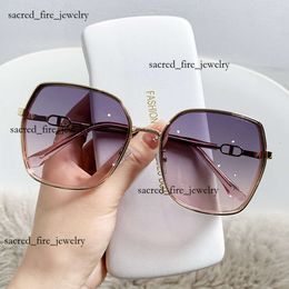 Designer Sunglasses Celinr Sunglasses Sunglasses Polarized Sun Protection Triomphes Sunglasses Sunglasses UV Protection Celiene Sunglass 7224