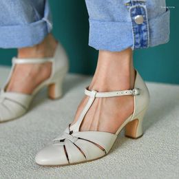 Dress Shoes Retro Gladiator Buckle Strap Beige Apricot Simple Womens' Sandals Cowhide Lady Pumps For Spring Summer Sandal Roman Style