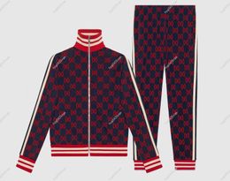 2024ss Italy Fashion brands Mens tracksuits Men Women Designer sweatsuits Man Letters Printed classic track suits Asian Size M-3XL