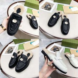 Lamb Beautiful Hair Women Slippers Spring Autumn Fashion Roman Sandals Comfortable and Breathable Designer Casual Indoor Floor Flats Original Quality