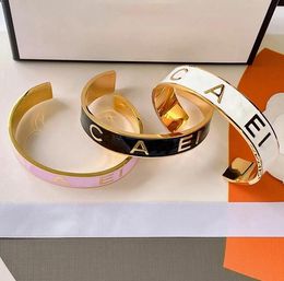 Europe America Fashion Style Bracelets Bangle Luxury Designer Jewellery Women 18K Gold Plated Stainless steel Bracelet Wristband Cuff Wedding Lovers Gift
