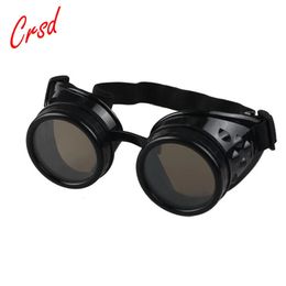 Steampunk Sunglasses for Men Vintage Punk Glasses Brand Designer Eyeglasses Women Round Frame Fashion Windshield Goggles 240425