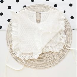 Baby Girl 100% Cotton Falbala Fridge Absorbable High Quality Feeding Saliva Burp Cloth Bibs 240422