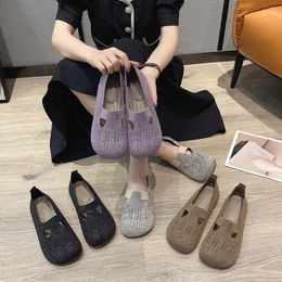 Casual Shoes Knitted Breathable Soft Sole One Size Shoe For Women Spring And Summer 2024 Style Round Toe Solid