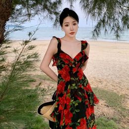 Casual Dresses Seaside Vacation Retro Rose Dress Elegant Backless Suitable For Sanya Travel Wear Match Po Beautiful