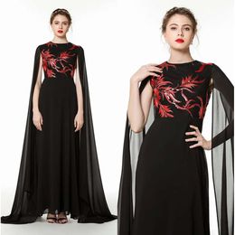 Evening Capped Chiffon Black Arabic Dresses Dubai Long Sleeves Embroidery Applique Formal Party Prom Special Ocn Gowns