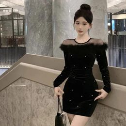 Casual Dresses 2024 Spring Small Black Dress French Style Celebrity Mesh Velvet Rhinestone Ladies Slim Fit Wrap Hip Party Autumn