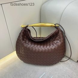 Venata Designer Sardines Leather Botteega Bags Female Shoulder Kylie Diagonal Same Dumpling 2024 Hand One Woven Sardine Bag Large Capacity Portable R77C