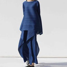 New designer Miyake Pleated Women Two Piece Sets Summer Long Sleeve T-shirt Tops Ladies Loose Pants Original Designer Causal Clothing