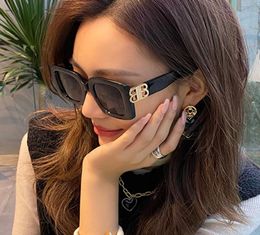 European and American Large Frame B Letter Sunglasses 2021 New Trendy Womens Po SunProof Sun Glasses Big Face Retro Sunglasses6080039