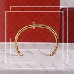 Nail Bracelet Tennis Bracelet Fashion Jewellery 18K Rose Gold and Diamond Luxury Bangle Braclet Nail Cuff Bangle Designer Jewelrys Cartera Bracelet 696