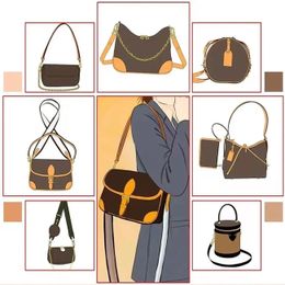 High quality classic bag designer bag Handbag Shoulder Chain Bag Clutch Flap Totes Bags Wallet Cheque Velour Thread Double Letters Solid Hasp Waist vr00
