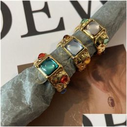 Band Rings Niche Mondo Retro Gemstone Inlaid Ring Light Luxury High Court Style Gold Index Finger Ins Fashion All-Match Jewellery Gift Dhkov