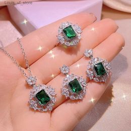 Wedding Jewellery Sets 925 Silver Exquisite Square Colourful Treasure Necklace Female Simulation Emerald Pendant Ring Three-piece Set Party Gift H240426