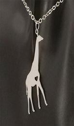Stainless steel golden giraffe pendant necklace animal necklace silver men and women Jewellery Valentine039s Day gift1224506