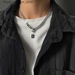 Pendant Necklaces Creative Hip Hop Tidal Brand Simple Black Square Earrings Pendant Necklace Mens Dual purpose Design Stainless Steel Stitching Necklace Q240426