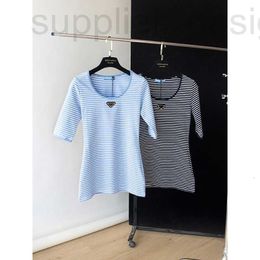 Women's T-Shirt designer Shenzhen Nanyou High end~Blue and White Stripe Triangle Label Top Contrast Color Slim Fit U-neck Short Sleeve T-shirt Summer 084B