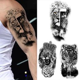 Tattoo Transfer Waterproof Temporary Tattoo Sticker Forest Lion Tiger Bear Flash Women Snake Wolf Crown Flower Body Art Arm Fake Tatoo Men 240427