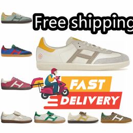 2024 Designer Casual Shoes Men Women Casual Shoes Snekers Navy Scarlet Core Black Scarlet Clear Pink Night Light Black Yellow Clearance Sale Free shipping