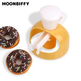 Moulds 1set Donut Mould DIY Cake Mould Baking Bakeware Desserts Bread Cutter Maker Doughnut Mould Kitchen Tools Baking Mould