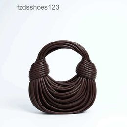 Small Double Designer Knot Brand Purse Venata Noodle Totes 2024 Hand Knitted Handbag Bag Lady Womens Leather Handbags Bags Round Botteega Cattle AOX5