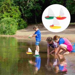 Sand Play Water Fun 1 set of 3 mini plastic sailboat boys toys childrens bathing boys toys bathtub boys toys childrens Todd childrens toys (color matching Q240426