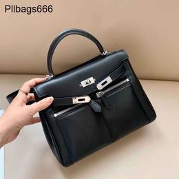 Designer Bag Lakis Bags Handbags Yunghooy2024 New High End Soft Leather Plain Pattern Insert Trendy Cool Tote Handheld Crossbody