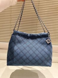 Designer chain shoulder bag, fashionable denim bag, handbag, luxury bag, handbag, crossbody bag, Hobo wallet, leather bag
