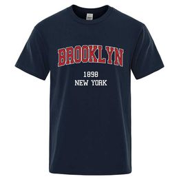 Men's T-Shirts Brooklyn 1898 New York City Letter Printing T-shirt Mens and Womens Loose Summer T-shirt Cotton Breathable Short Sleeve J240426