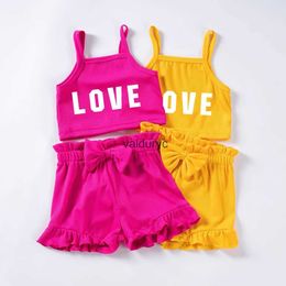 Clothing Sets Baby Girl Alphabet Printed Set LOVE Printed Camisole Top + Solid Colour Ruffle Shorts Set Cute Baby Clothing 0-24M H240426