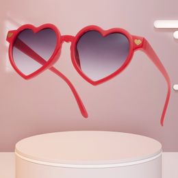 New Kids Cartoon Heart Love Sunglasses Girls Boy Children Outdoor Round UV400 Sun Glasses Baby Cute Pink Candy Eyewear