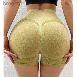 Active Shorts Seamless Knitted Buttock Sports New Shorts Running Yoga Fitness Pants Tight Quick Dry Training Yoga Shorts Women d240426