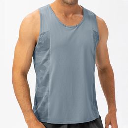 Quick Dry Tank Top Undershirt Men Brand Bodybuilding Sleeveless Vest Fashion Workout Fitness Breathable Singlet Running Tops 240416