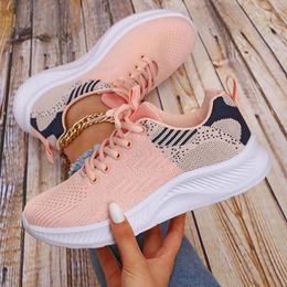 Casual Shoes Tennis For Women 2024 Mesh Breathable Sports Letter Graphic Lace Up Front Running Sneakers Woman Platform