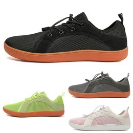 Free Shipping Men Women Running Shoes Lace-Up Flat Soft Breathable Grey Black Pink Green Mens Trainers Sport Sneakers GAI