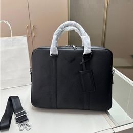 10A Fashion Luxury Fashion Cross-body Bag Designer Men's Case Bag Classic Versatile High-end Bag Messenger Bag Document Bag Attach Audm