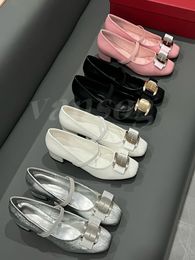 Loafers Shoes The Latest Luxury Designer Dress Flat Women Fashionable Thick Heels Casual Shoes Low-top 100% Leather Metal Buckle Black White Sexy High Heels