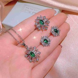 Wedding Jewellery Sets S925 Silver Exquisite Fashion Charming Emerald Ring Pendant Necklace Set Ladies Luxury Party Mothers Day Gift H240426
